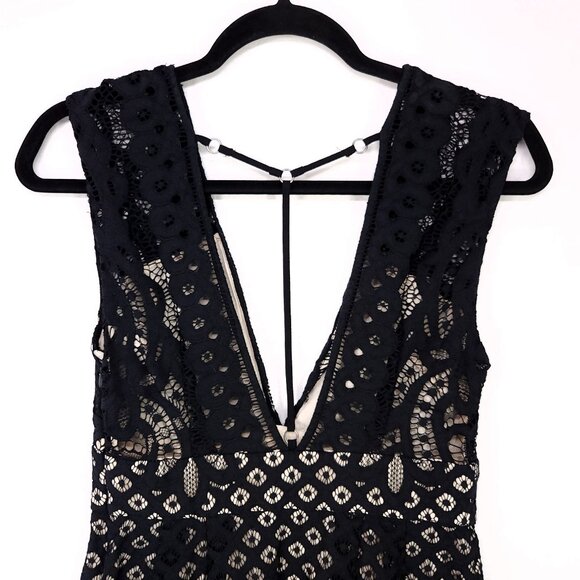 Free People One Million Lovers Mini Dress Size 4 Black Lace Overlay Low V-neck - Picture 4 of 16